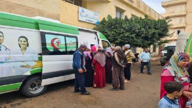 كشف وعلاج بالمجان لـ 1157 مواطنًا في قافلة طبية بالبحيرة