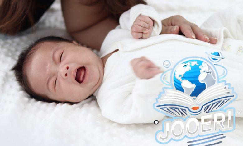 كيف تكتشفين أن مولودك يبكي بسبب شعوره بالمغص من خلال لغة جسده؟