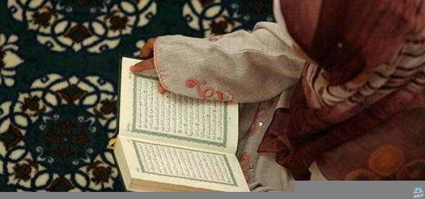حكم رقية الحائض غيرها بالقرآن الكريم