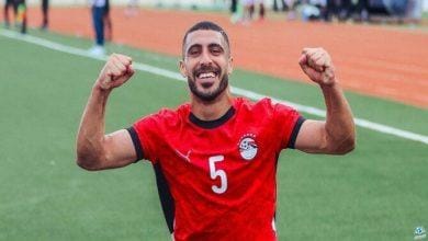 والد ربيعة: الأسرة بالكامل تشجع الأهلي.. ونجلي ترك عقد قرانه من أجل المنتخب