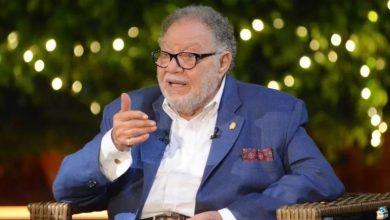 يحيى الفخراني يواصل بروفات مسرحية الملك لير على المسرح القومي