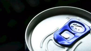 طبيبة تحذر الرجال من مشروب شهير: يسبب ضعف الانتصاب