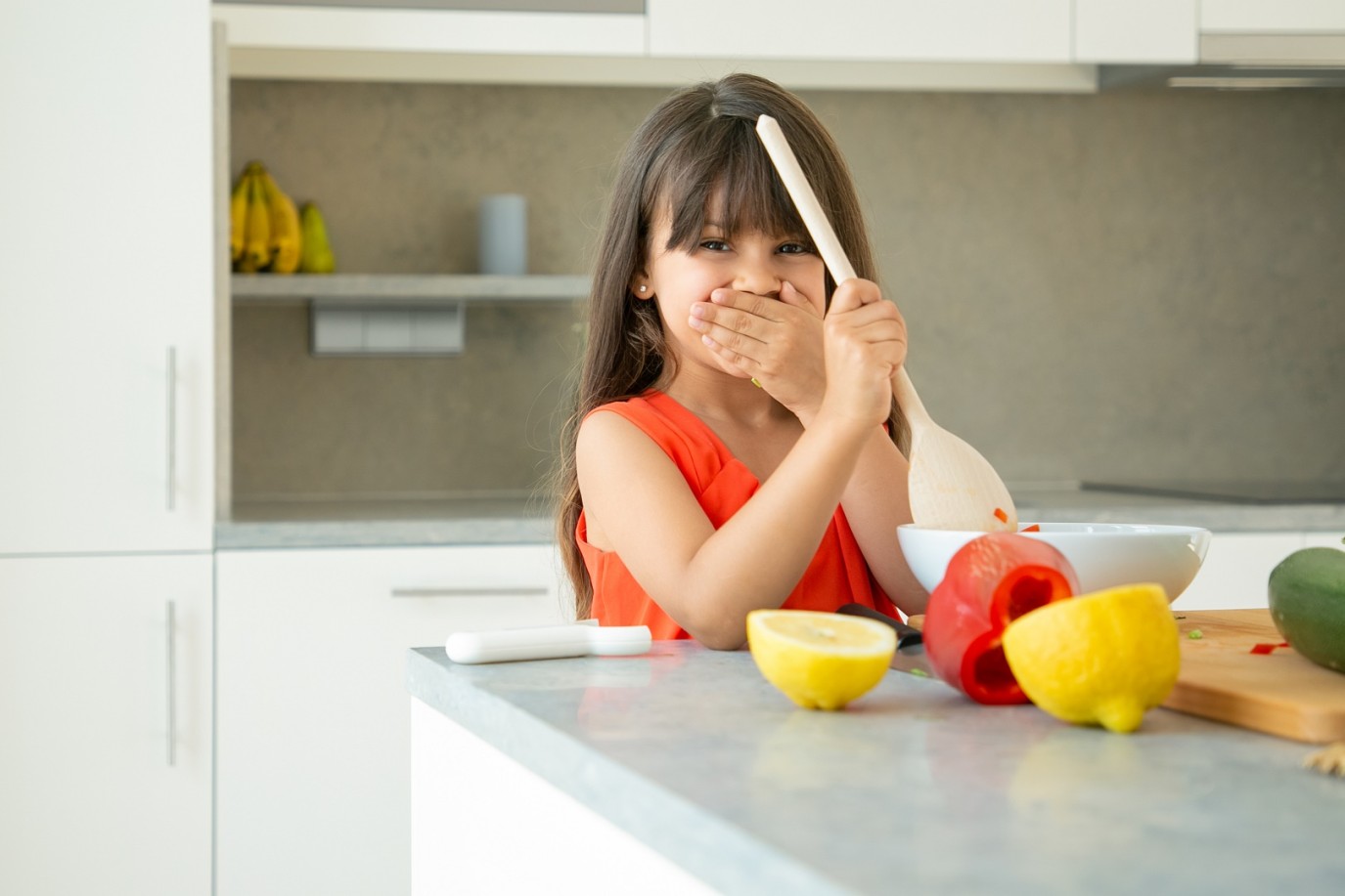 5 أنواع من الأطعمة يجب على طفلك المصاب بالتوحد تجنبها