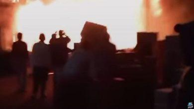 جنوب سيناء خلال 24 ساعة.. حريق هائل يلتهم معرض أثاث فندقي بدهب.. وإصابة 7 اشخاص بينهم سوريين في تصادم بنويبع