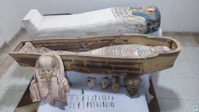 حبس شخصين في واقعة العثور على قطع أثرية وتوابيت فرعونية ببني سويف