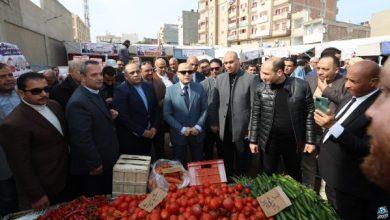 محافظ كفر الشيخ يفتتح سوق اليوم الواحد بمدينة بلطيم