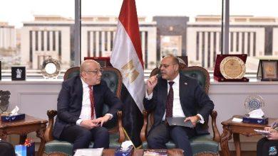 وزير العمل يلتقي سفير الفلبين بمصر لتبادل الخبرات في مجال التدريب المهني